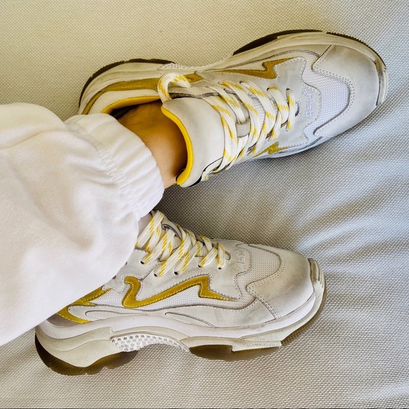 NWT Ash Addict Perforated Star-Patch Leather Shoes - Picture 6 of 13